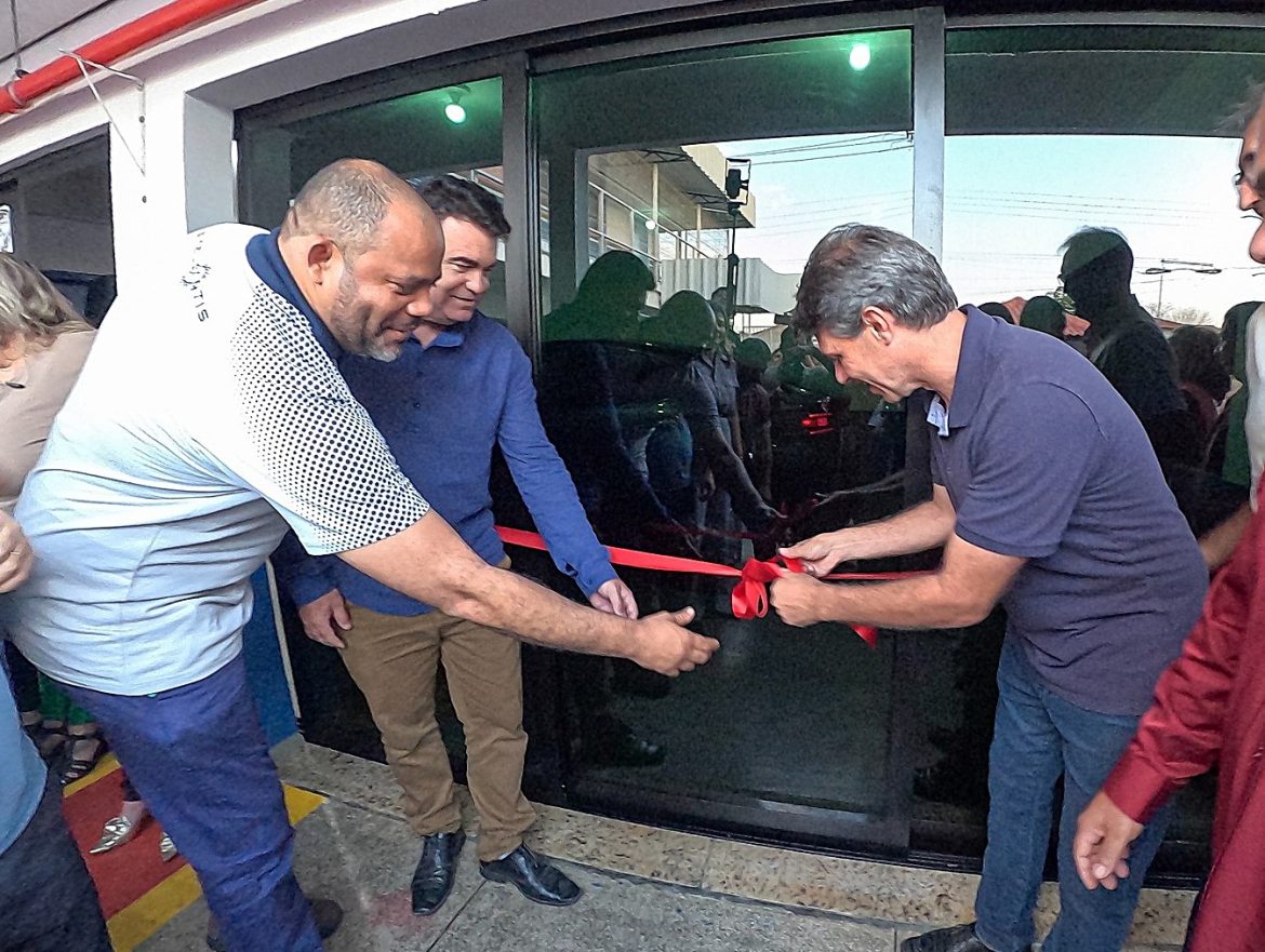 39.cf.res.economia.serfiotis inaugura centro.1.serfiotis.divulgaÇÃopmpr