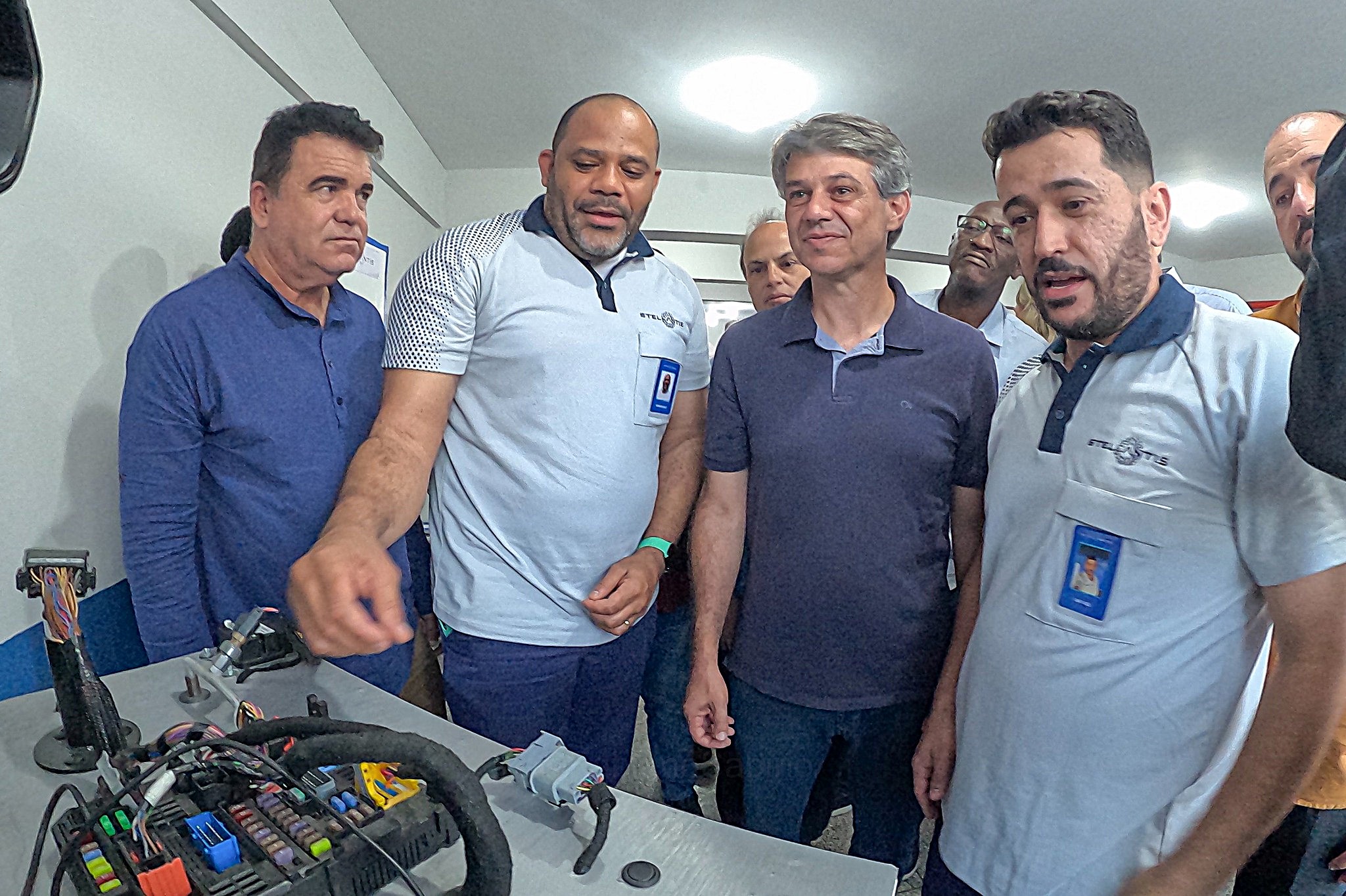 39.cf.res.economia.serfiotis inaugura centro.2.centro.divulgaÇÃopmpr