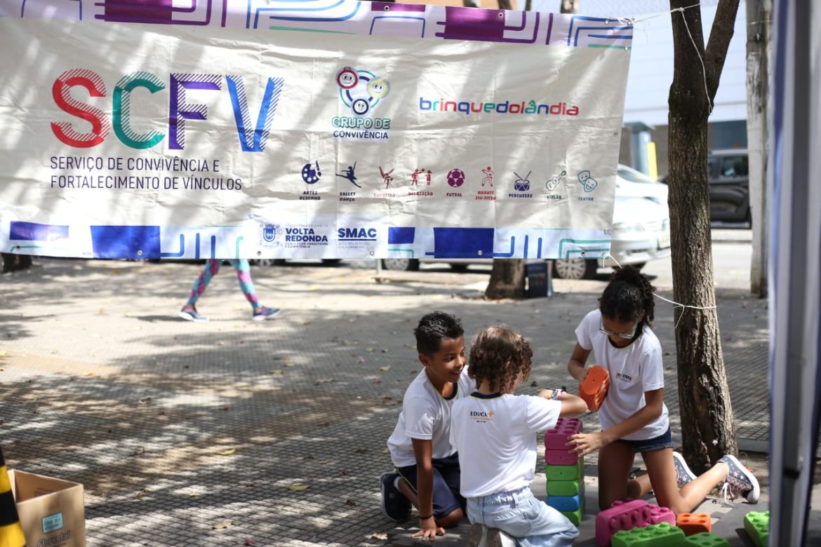 aberta a programação em comemoração aos 70 anos da biblioteca municipal de volta redonda adriana cópio pmvr111 aberta a programação em comemoração aos 70 anos da biblioteca municipal de volta redonda adriana cópio pmvr111