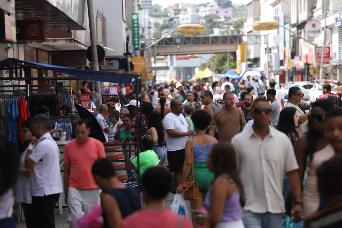 avenida amaral peixoto receberá a edição de outubro do projeto ‘rua de compras’ no próximo domingo, dia 5 cris oliveira pmvr12