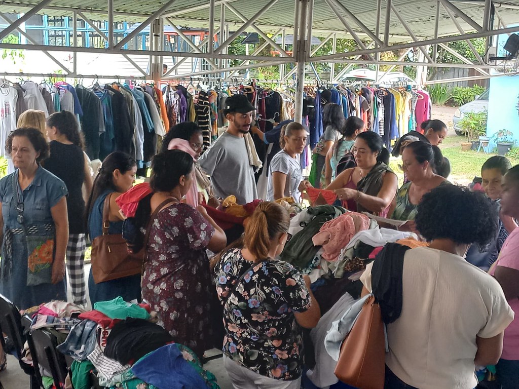 bazar beneficente da apadefi vr vende roupas a r$ 1 divulgação1 bazar beneficente da apadefi vr vende roupas a r$ 1 divulgação1