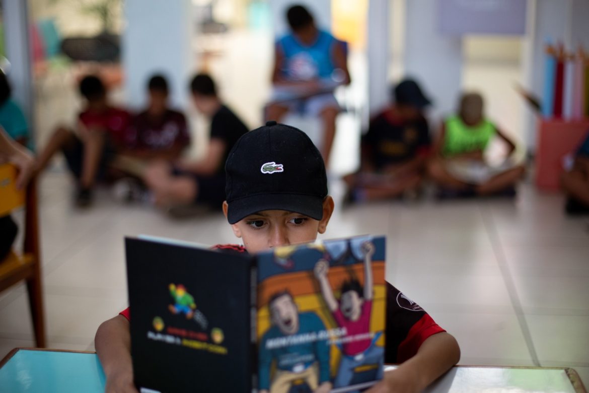 biblioteca municipal raul de leoni terá programação especial pelos 70 anos cris oliveira pmvr