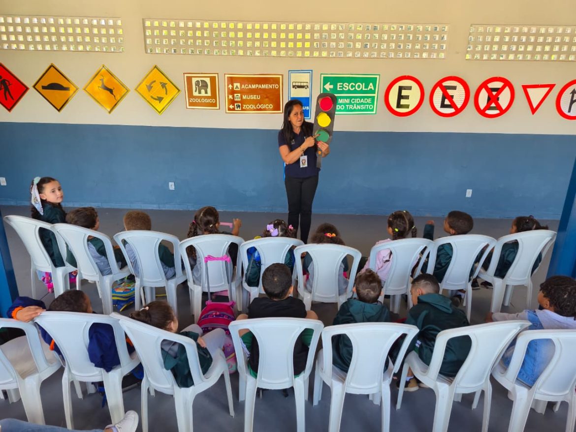 cidades da região têm a minicidade do trânsito de volta redonda como modelo divulgação semop12