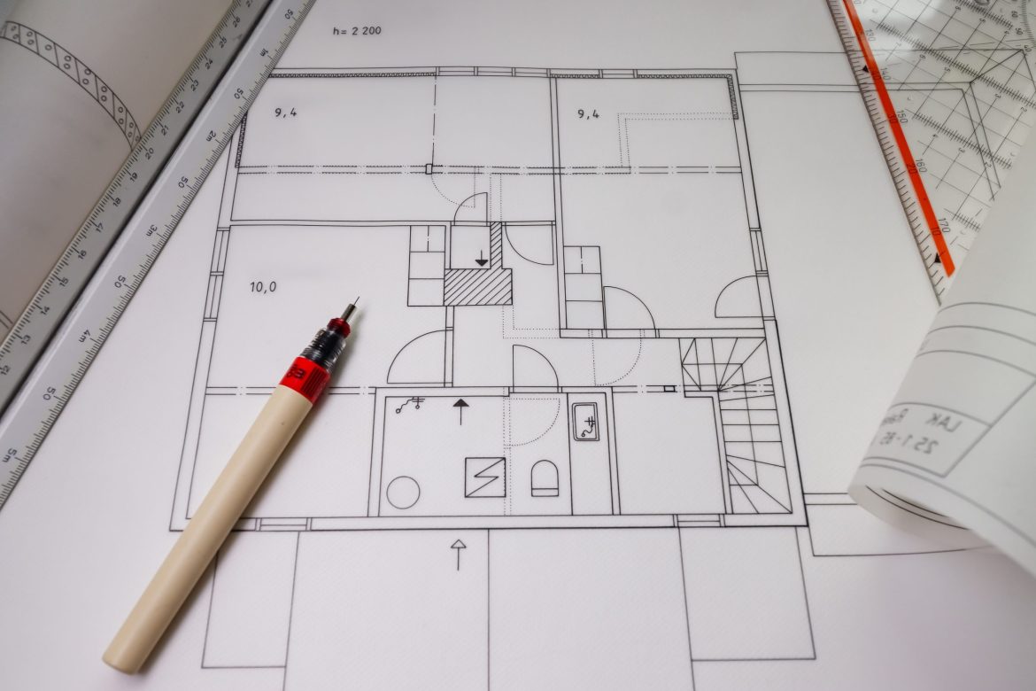 diversos profissionais utilizam a planta baixa para exercer suas atividades como arquitetos e construtores. scaled