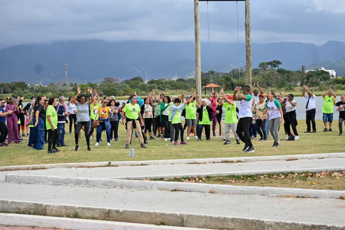 idosos do nova geração participam de passeio cultural em resende divulgação regiane real pmpr (3)