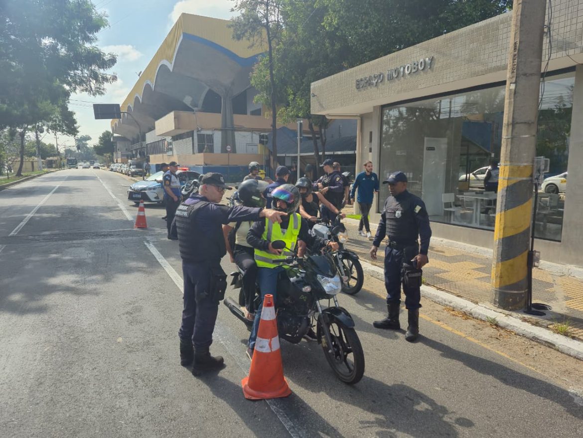 iniciada pela ordem pública em volta redonda a campanha ‘no corre com segurança’ divulgaççao pmvr11