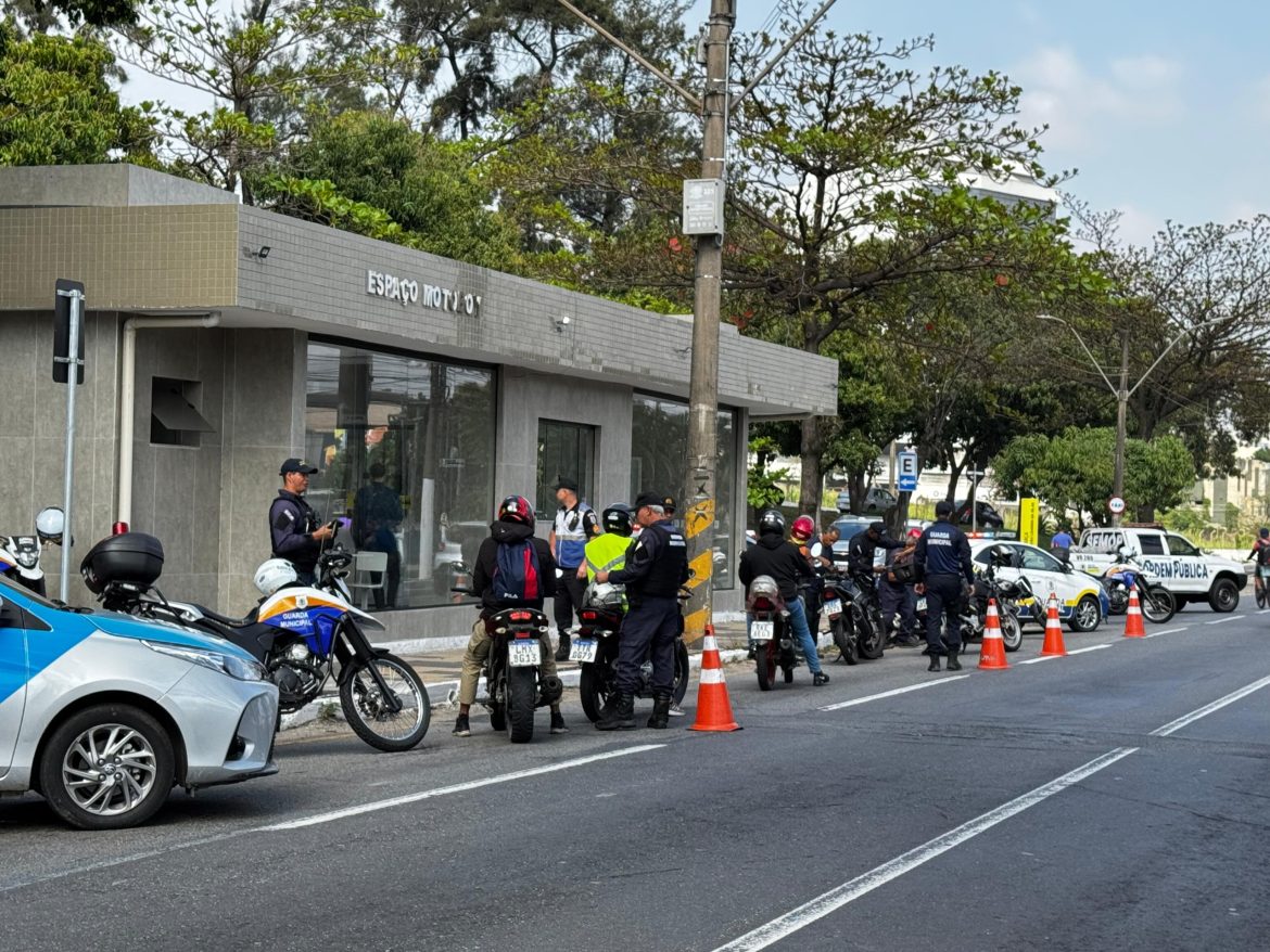 iniciada pela ordem pública em volta redonda a campanha ‘no corre com segurança’ divulgaççao pmvr111