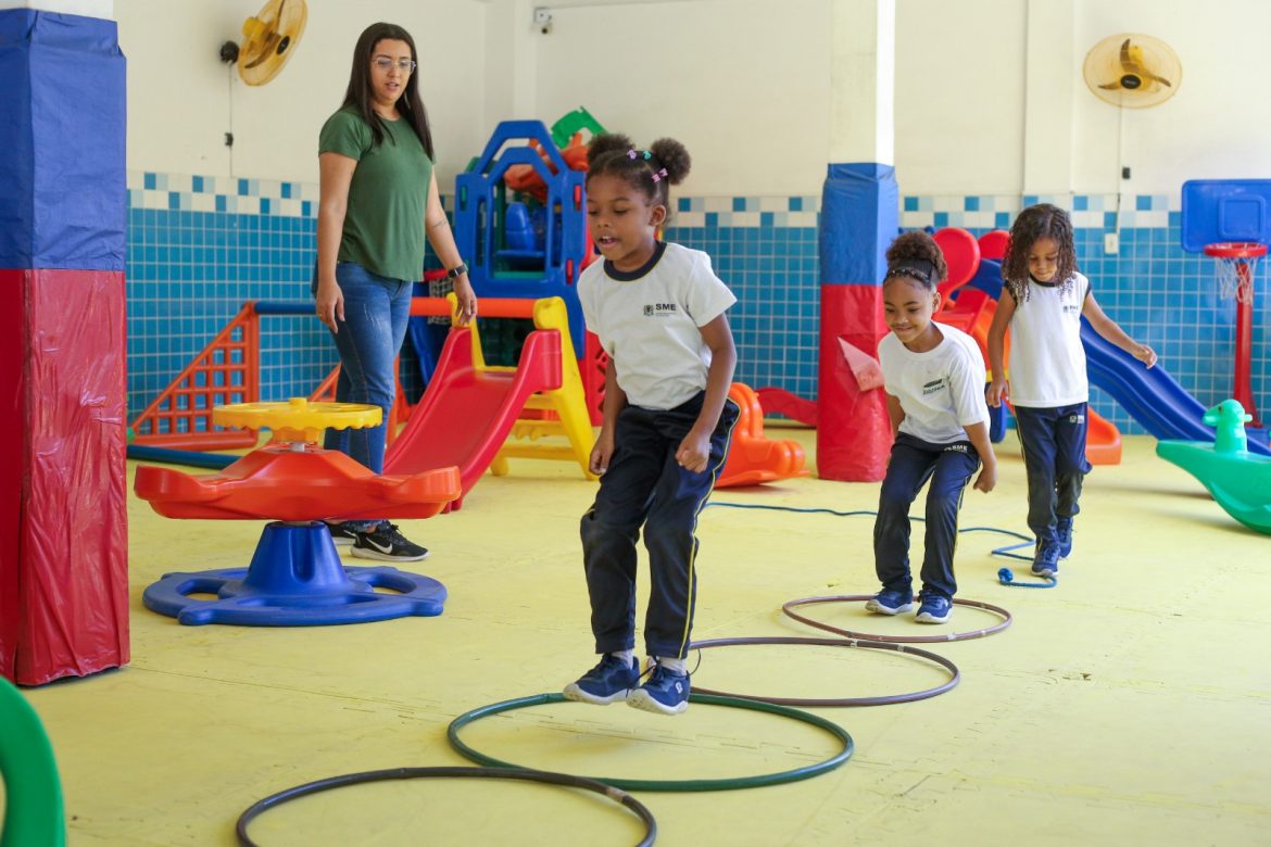 iniciadas as comemorações dos 30 anos do cmei em volta redonda adriana cópio pmvr 1
