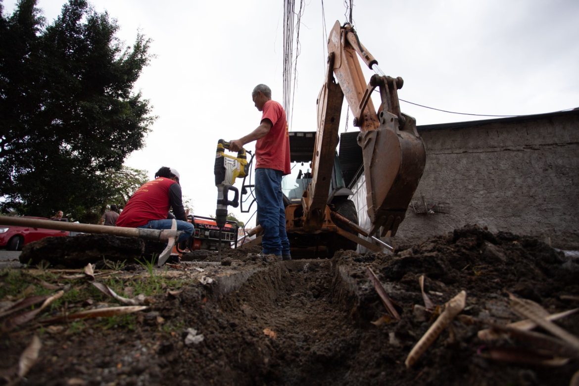 prefeitura investe em nova rede de água para beneficiar cerca de 2 mil moradores do jardim paraíba cris oliveira pmvr 1