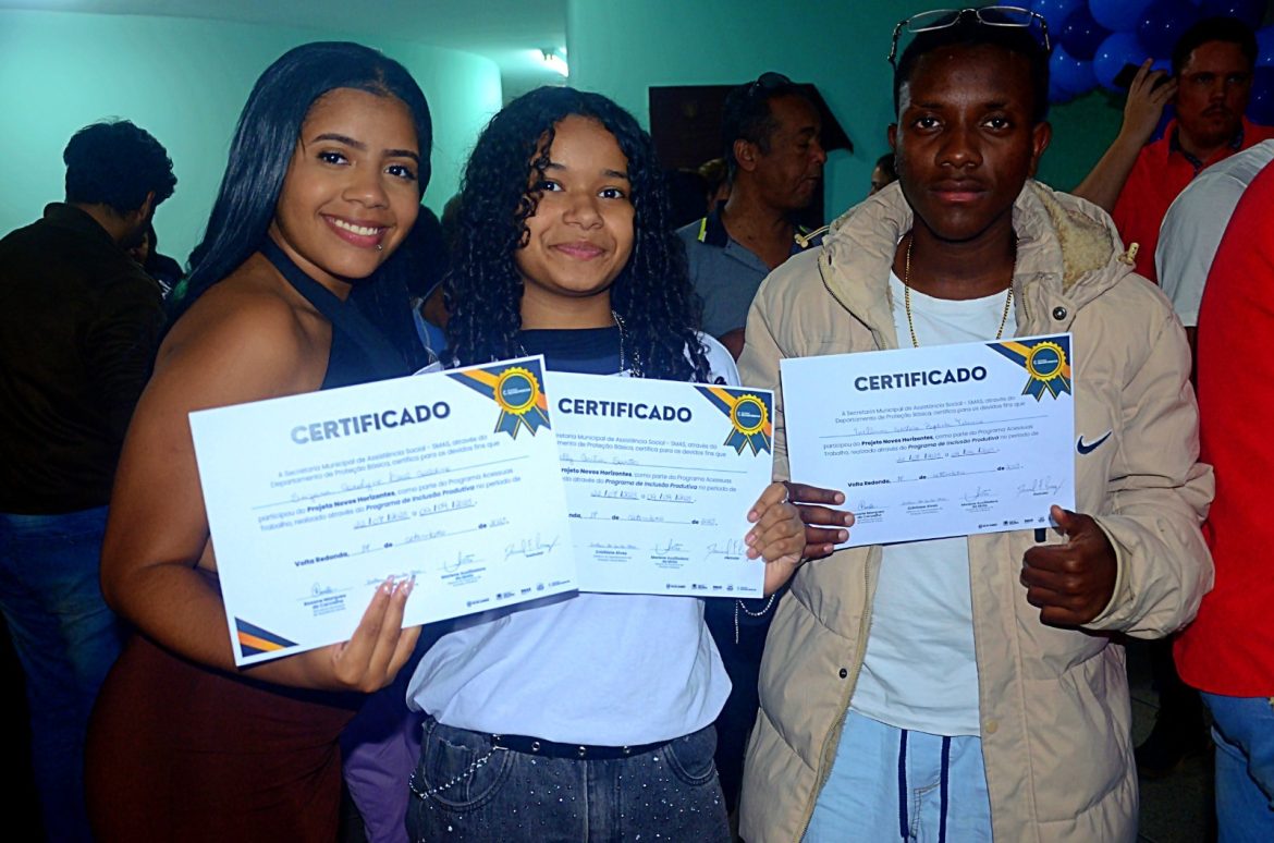 projeto novos horizontes forma nova turma em volta redonda clara preta pmvr1