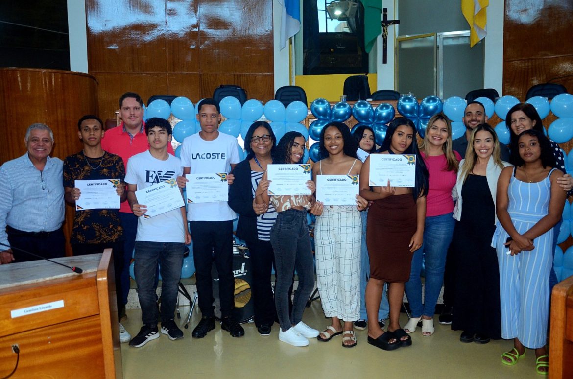 projeto novos horizontes forma nova turma em volta redonda clara preta pmvr12