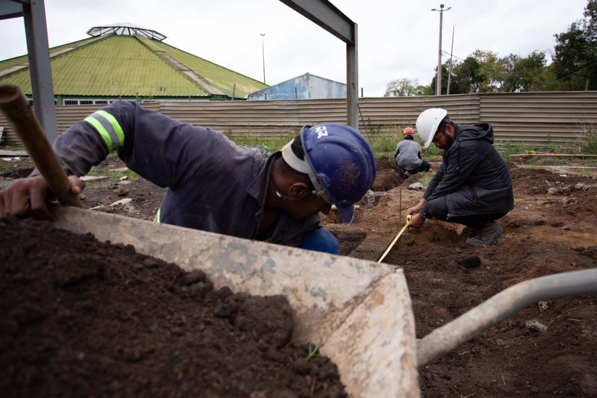 seguem avançando as obras da nova instalação do clube hípico de volta redonda cris oliveira pmvr11 seguem avançando as obras da nova instalação do clube hípico de volta redonda cris oliveira pmvr11