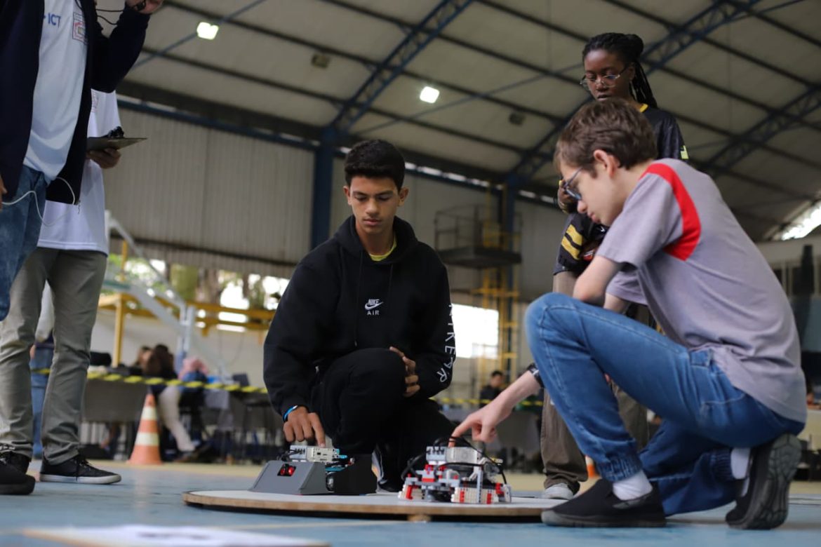 torneio juvenil de robótica cris oliveira pmvr14 torneio juvenil de robótica cris oliveira pmvr14