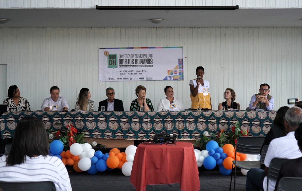 volta redonda promove a 3ª conferência municipal dos direitos humanos geraldo gonçalves pmvr111 volta redonda promove a 3ª conferência municipal dos direitos humanos geraldo gonçalves pmvr111