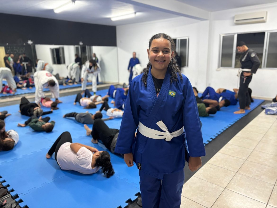 14.cf.res.esportes.alunos do projeto oficina de campeões (4) 14.cf.res.esportes.alunos do projeto oficina de campeões (4)