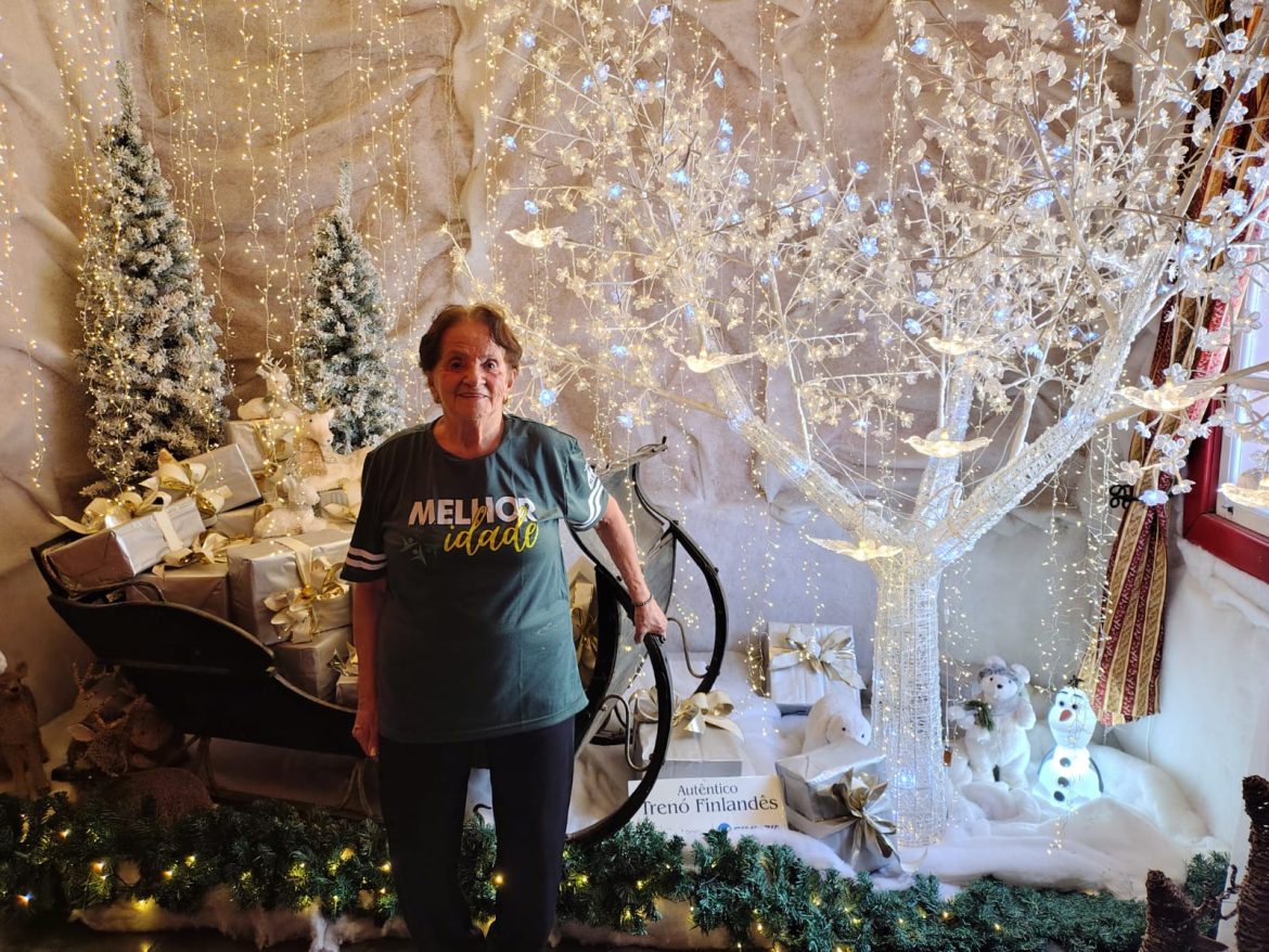 18.cf.res.cidades.idosos visitam casa do papai.1.idosos.redessociais (6)