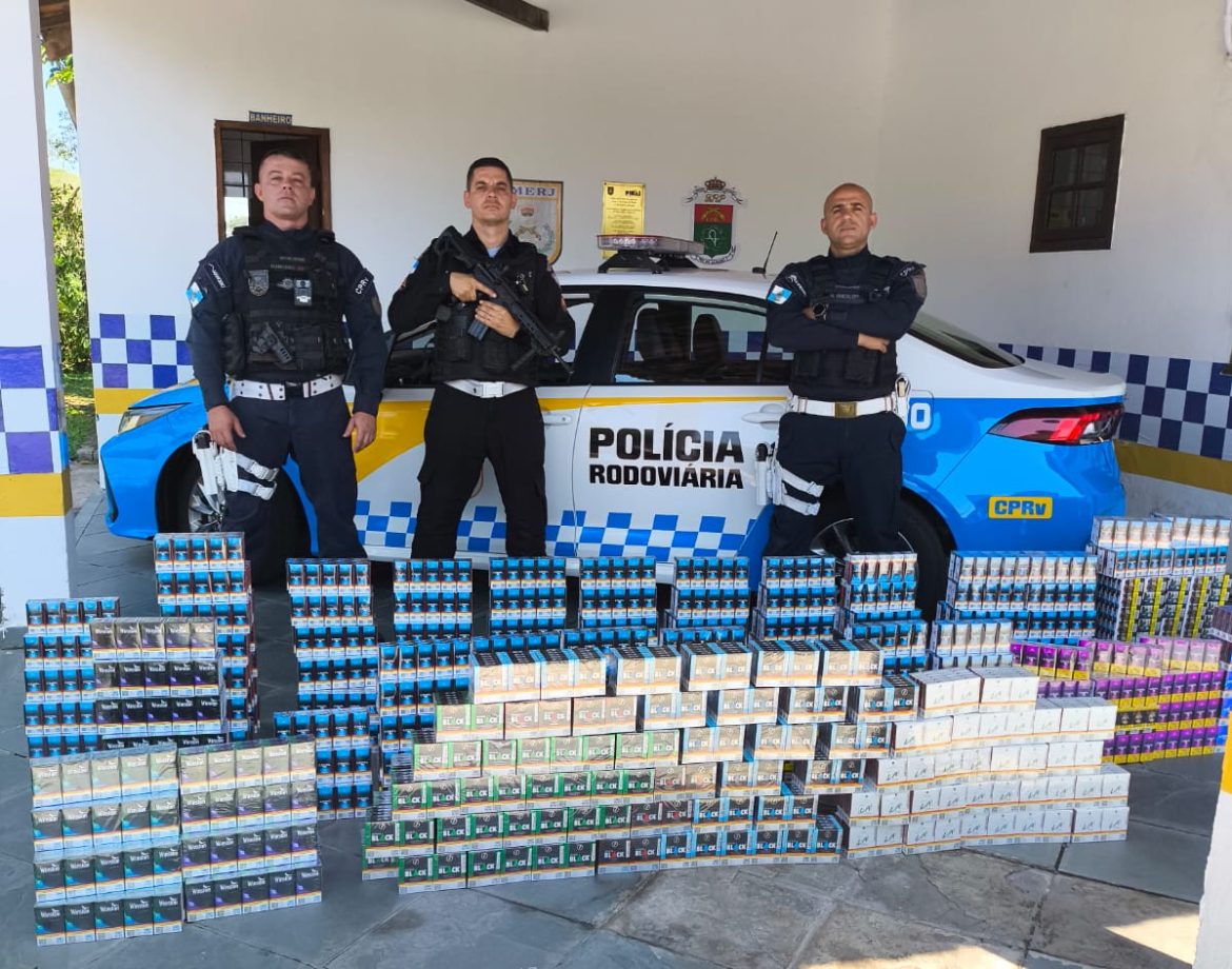 20.cf.res.polÍcia.cprv apreende mais de cinco mil maços de cigarro.divulgaÇÃo