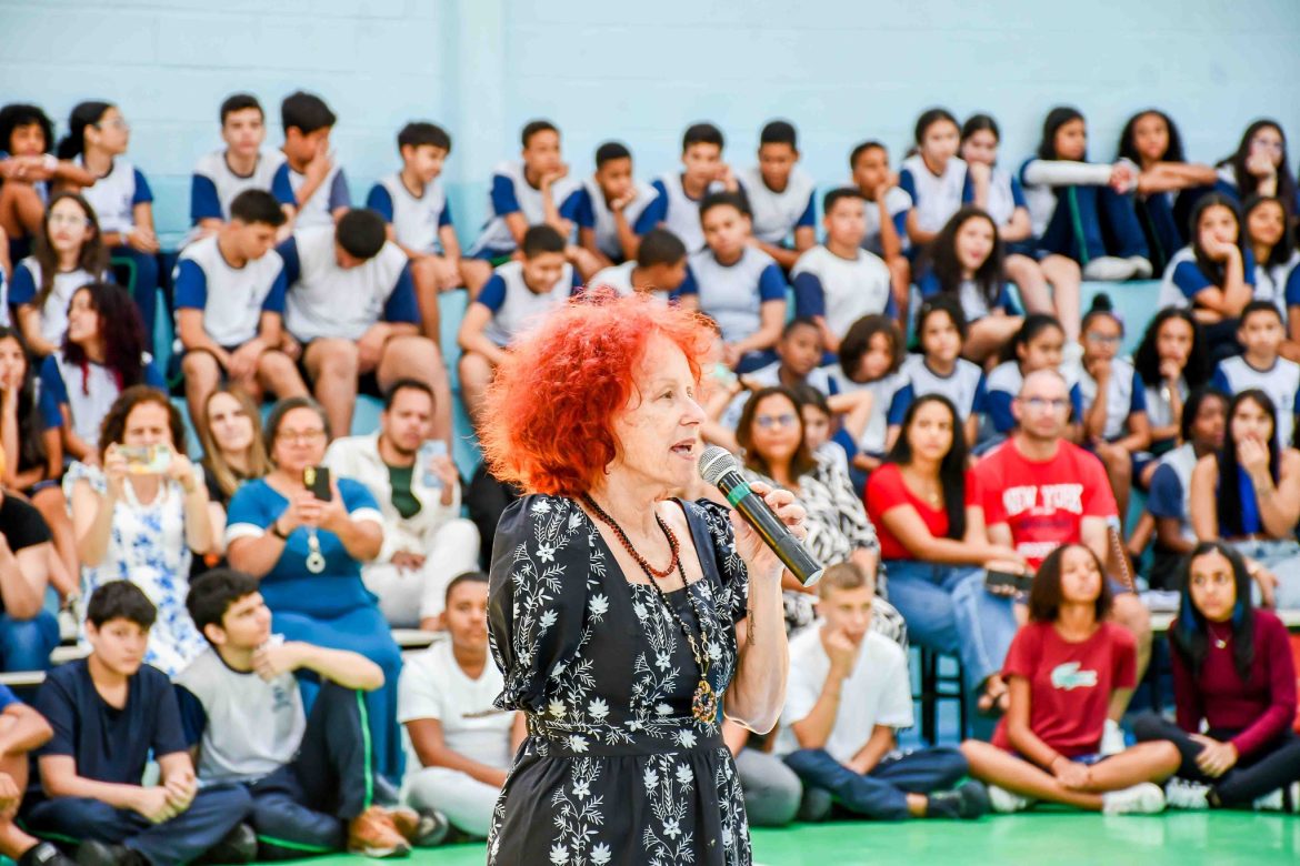 21.cf.res.cidades.feira literária da escola noel.1.roseana.redessociais (2)