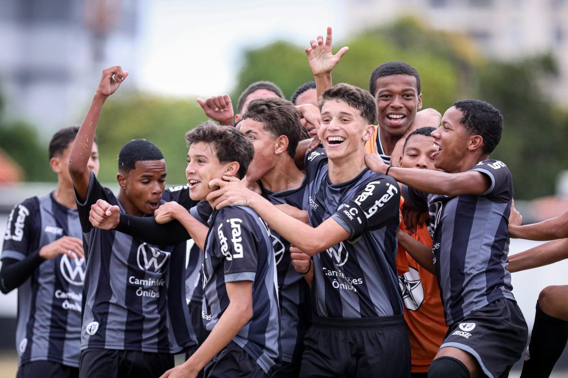 25.cf.res.esportes.sub 15 do resende.1.sub15.raphaeltorres