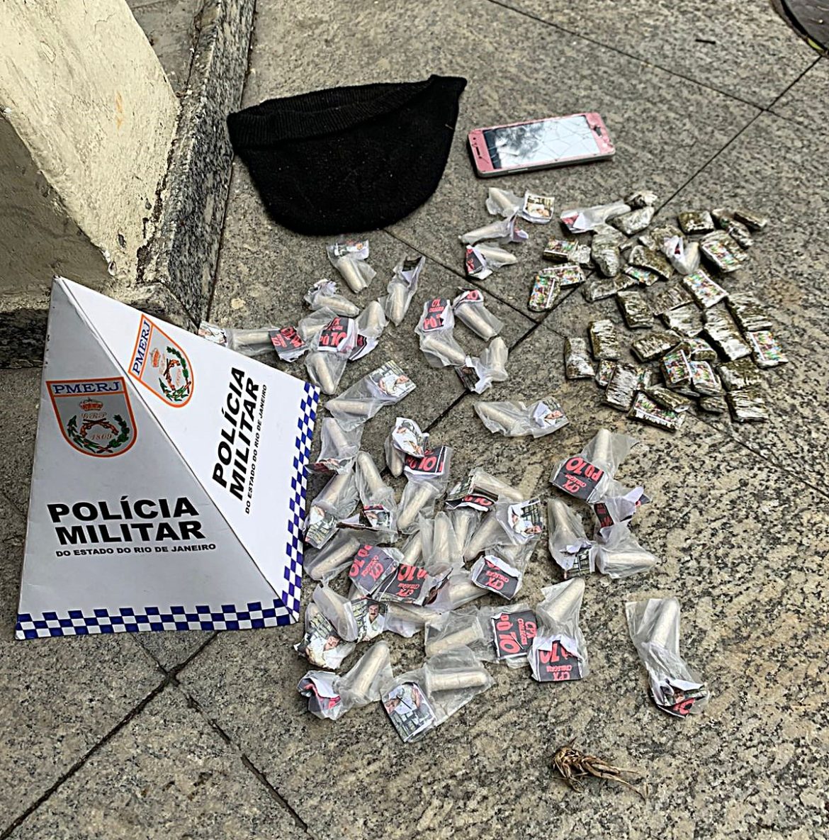 26.cf.res.polÍcia.operação da pm prende.1.homem.divulgaÇÃopm