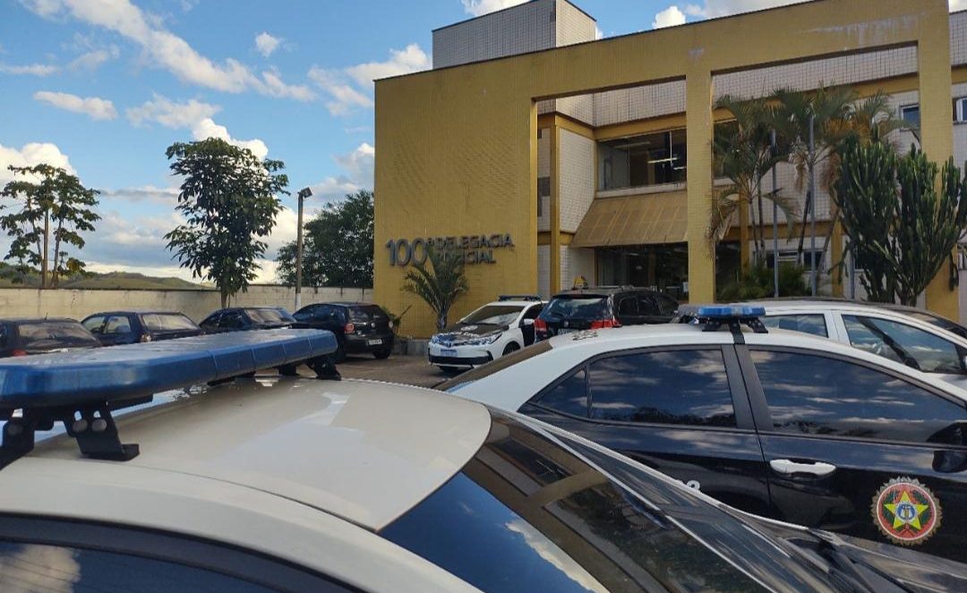 27.sf.res.polÍcia.mulher é presa suspeita de atropelar.cyntiafreitas