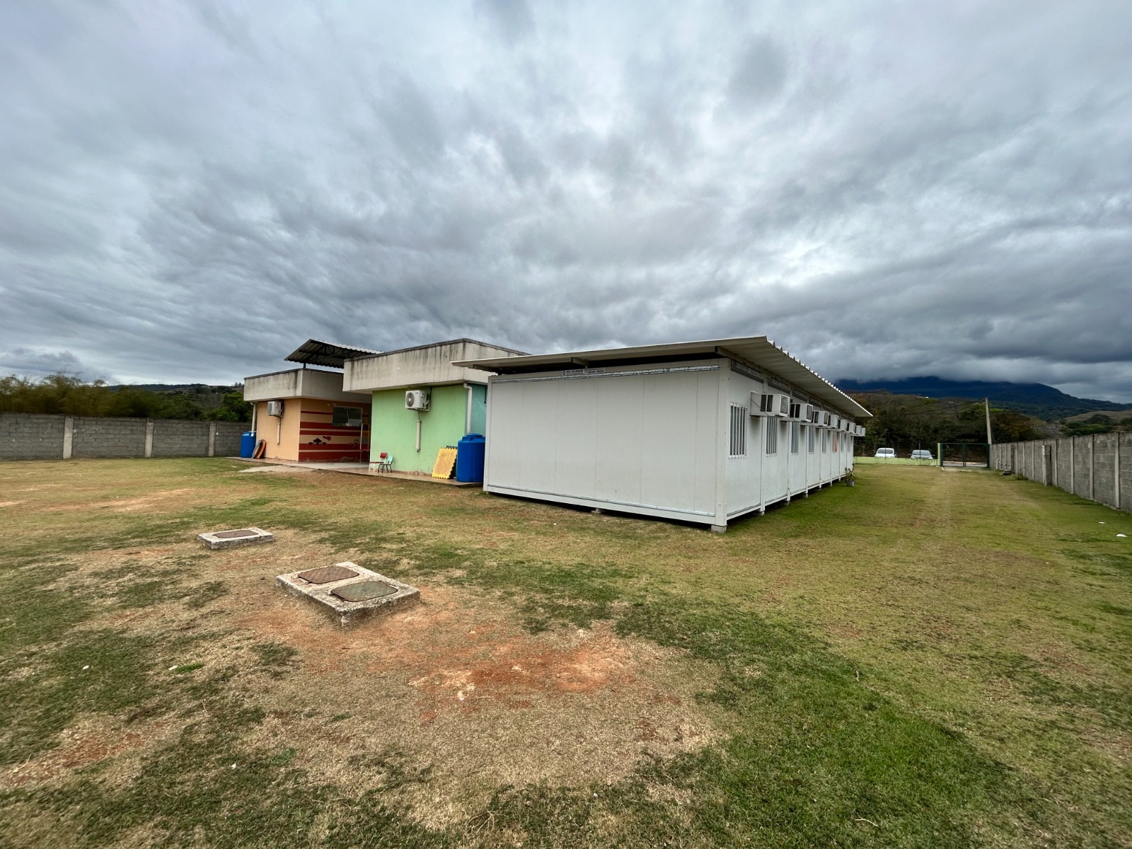 29.cf.res.cidades.itatiaia inicia reforma e ampliação.3.contÊineres.divulgaÇÃopmi