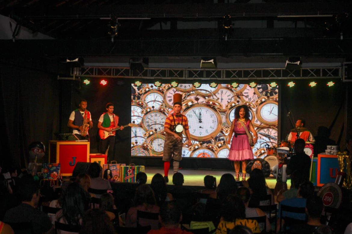 33.cf.res.cultura.festival de teatro infantil encanta.1.juju.divulgaÇÃopmbp