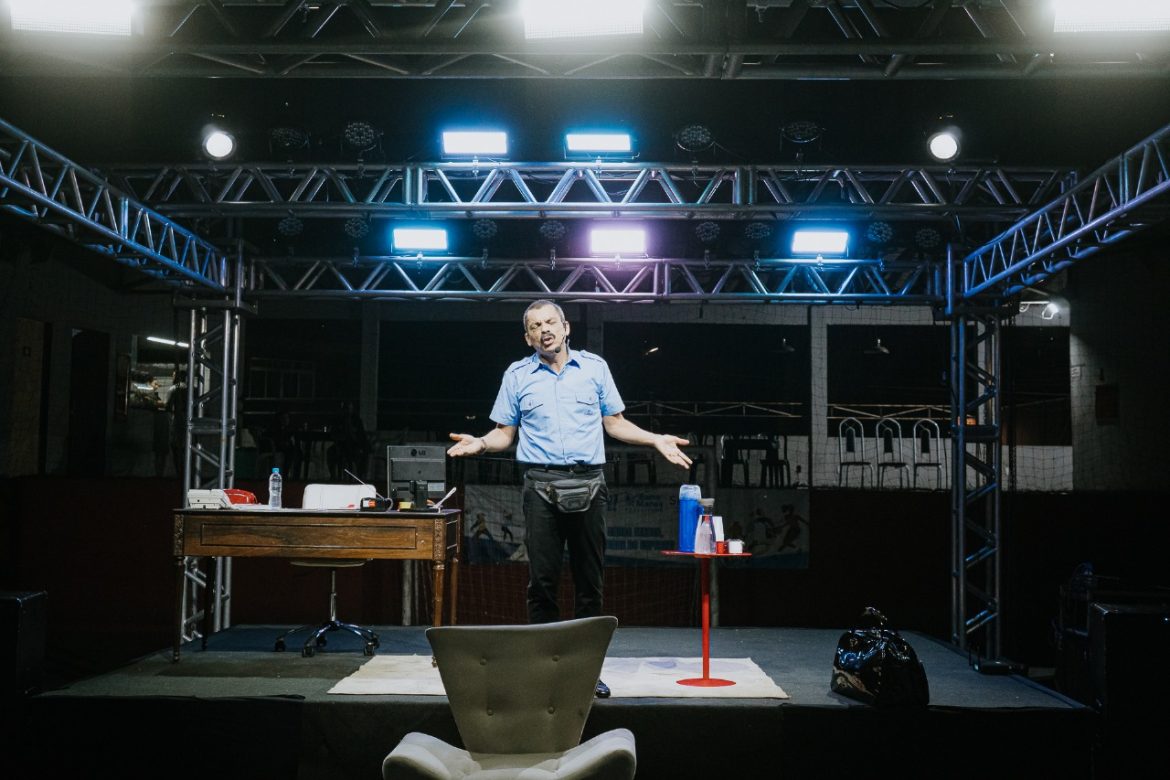 34.cf.res.cultura.peça ‘o porteiro’.1.peÇa.yurimelopmbm