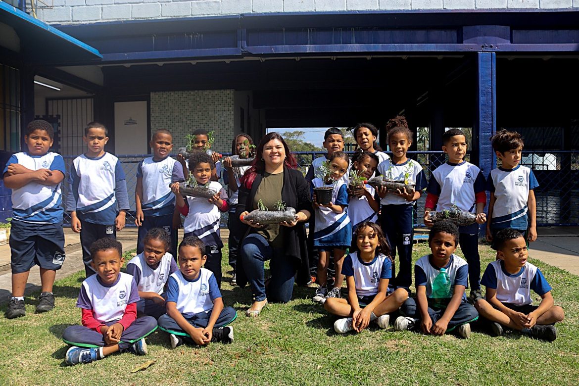 36.cf.res.cidades.alunos de resende chegam à final.redessociais (3)