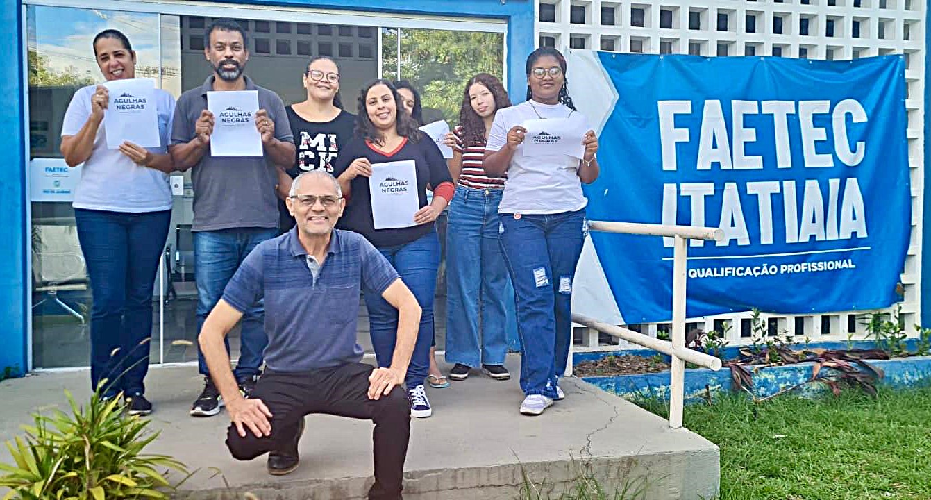 39.cf.res.economia.alunos da faetec itatiaia criam agência.divulgaÇÃo