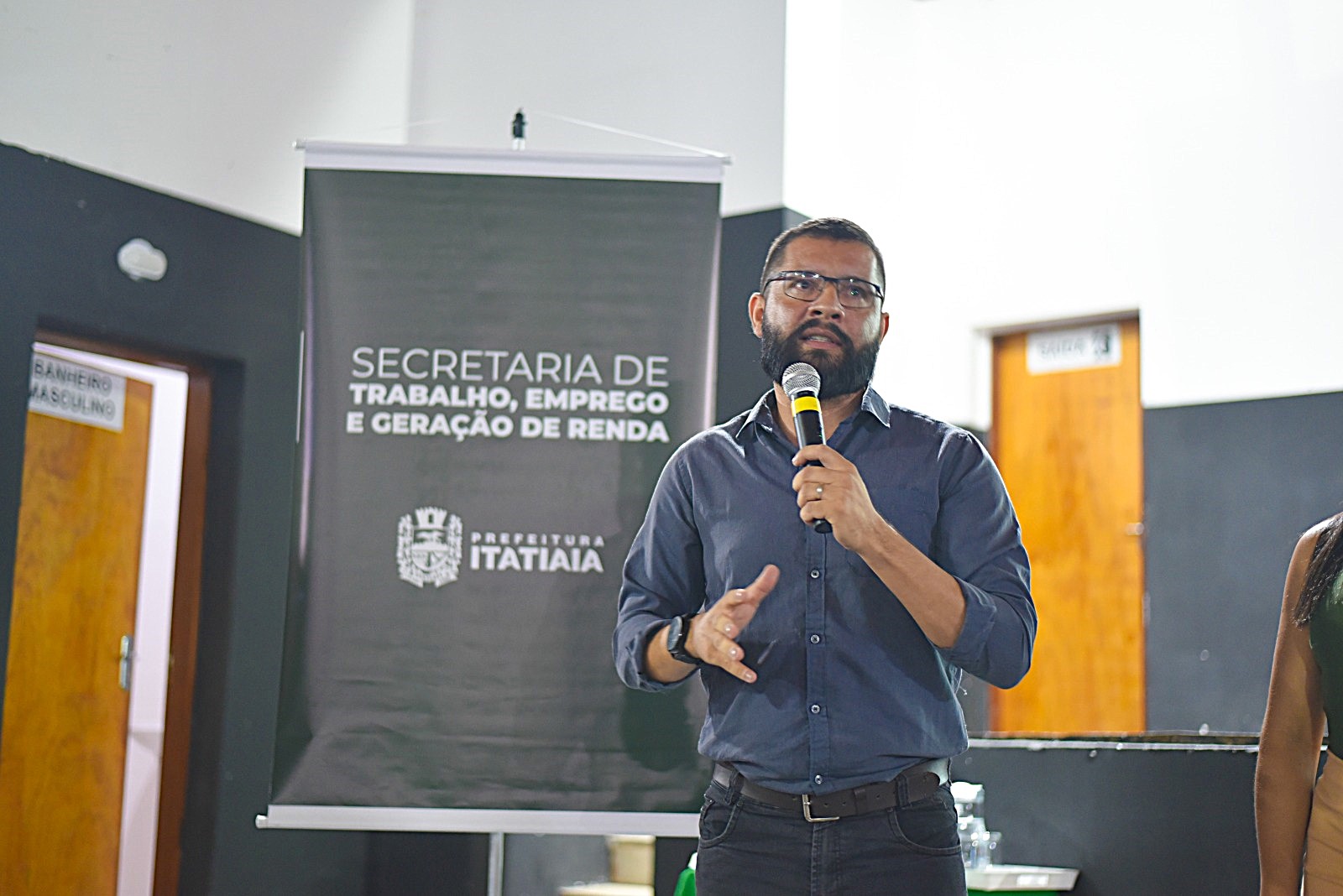 39.cf.res.economia.ex aluna do capacita conquista vaga.2.secretÁrio.divulgaÇÃo (2)