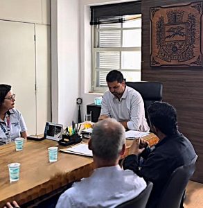 40.cf.res.polÍtica.kaio márcio anuncia parceria.2.prefeito.redessociais