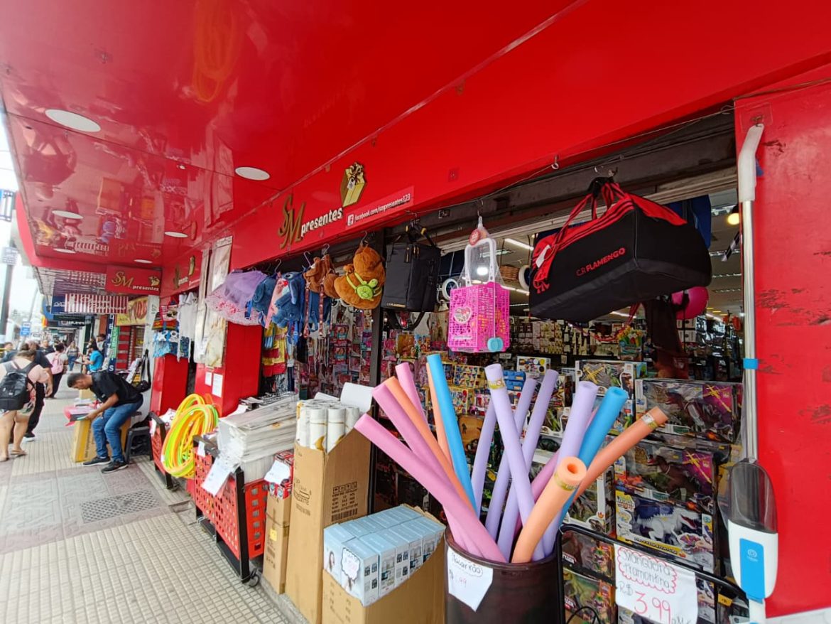 51 economia expectativa de aumento nas vendas para o dia das crianças no município é de 3% em comparação a 2024 tania cruz11 51 economia expectativa de aumento nas vendas para o dia das crianças no município é de 3% em comparação a 2024 tania cruz11