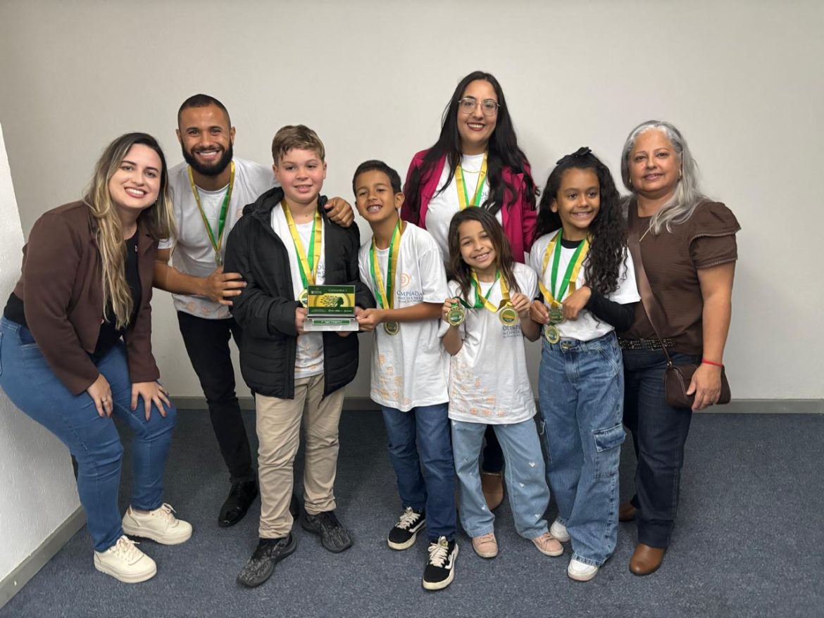 alunos da rede municipal de volta redonda são medalhistas de ouro na iii olimpíada de ciência & arte divulgação secom111