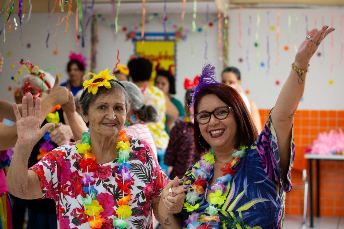 médicos da uerj conhecem modelo de cuidado apresentado pelo centro de alzheimer de vr cris oliveira uerj111 médicos da uerj conhecem modelo de cuidado apresentado pelo centro de alzheimer de vr cris oliveira uerj111