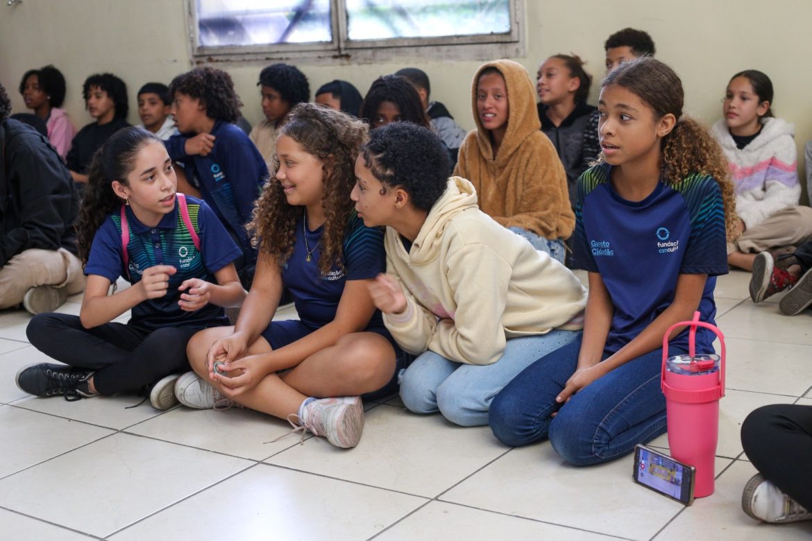 notasvr apresentaÇÕes do espetÁculo ‘trupe de volta’ adriana cópio11