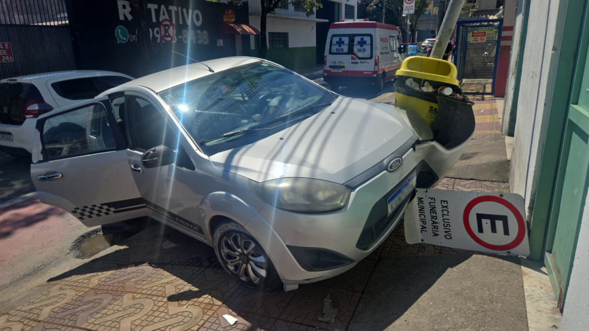 policia 30 cf acidentes de trânsito são registrados com feridos em volta redonda divulgacao.jpeg policia 30 cf acidentes de trânsito são registrados com feridos em volta redonda divulgacao.jpeg