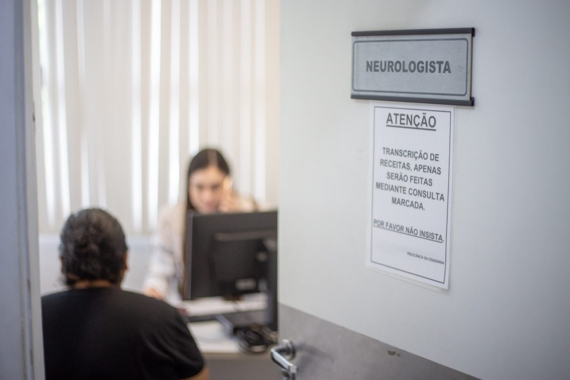 policlínica da cidadania de volta redonda pelo dia de combate ao avc adriana cópio secom11