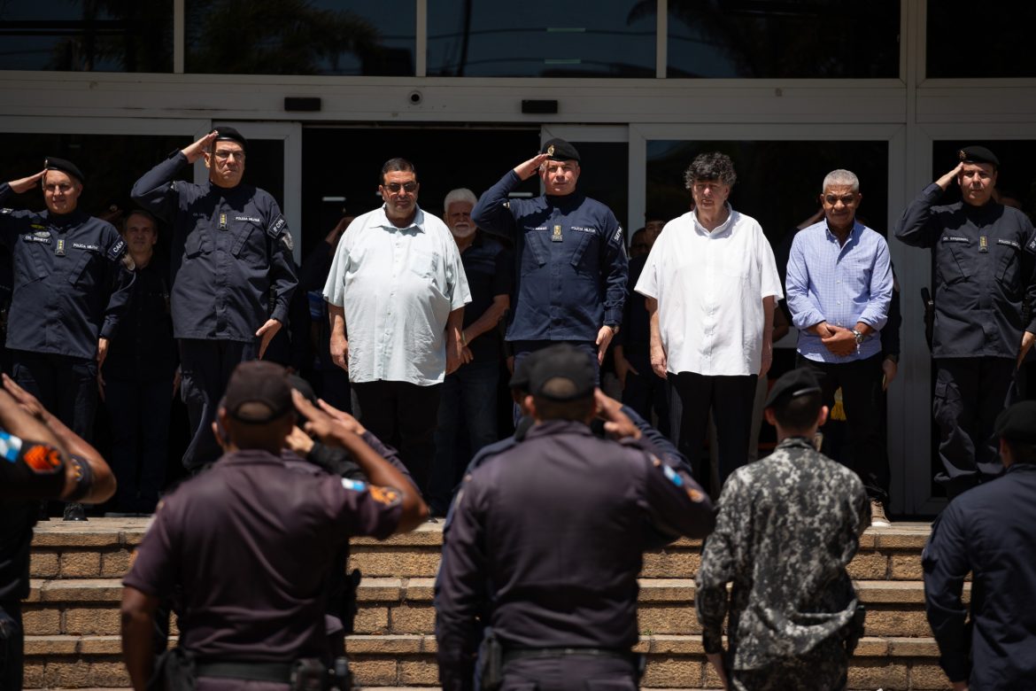 prefeitura e governo do estado lançam programa ‘bairro presente’ em volta redonda (5)