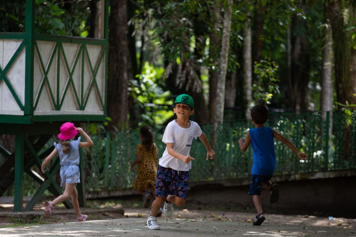 recreação e teatro infantil gratuitos durante o mês das crianças no zoo vr cris oliveira recreação e teatro infantil gratuitos durante o mês das crianças no zoo vr cris oliveira