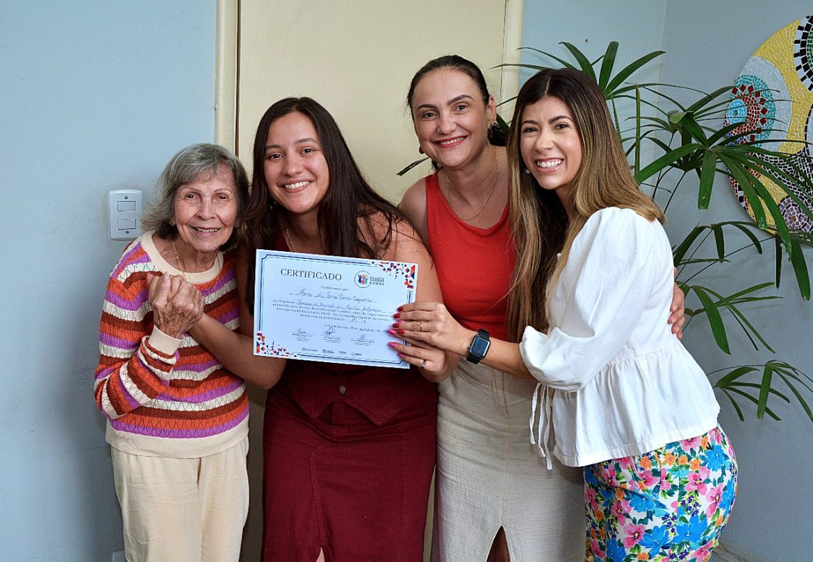 smas de volta redonda diploma mais duas famílias acolhedoras jean alves smas