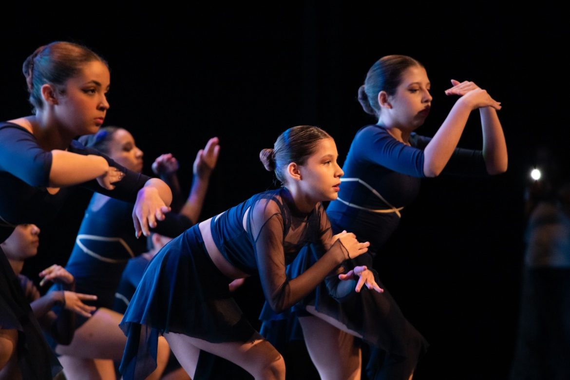 volta redonda celebra 20 anos do projeto ballet educação com apresentação do espetáculo ‘cinderella’ cris oliveira secom111