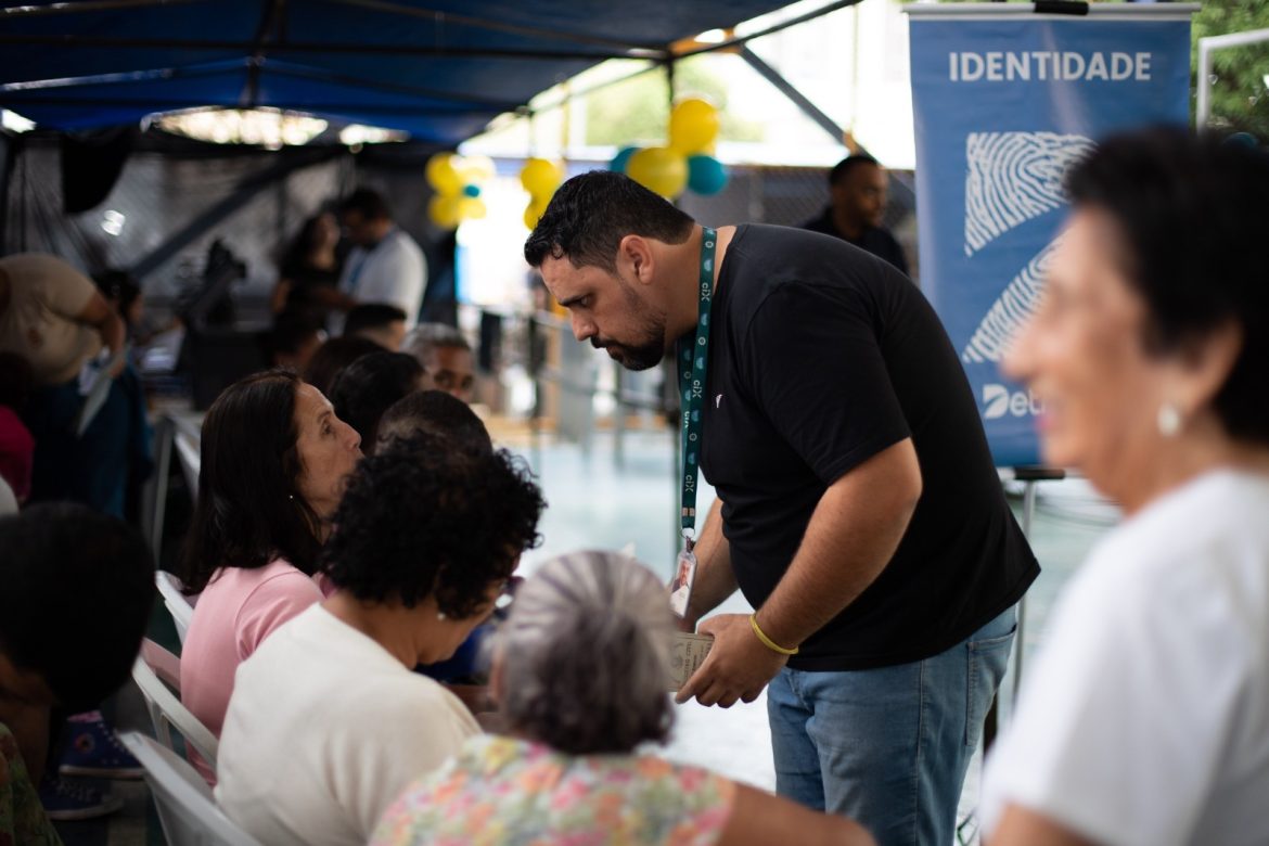 ‘juventude no seu bairro’ leva serviços gratuitos e promove cidadania no bairro vila americana, em volta redonda cris oliveira secom1