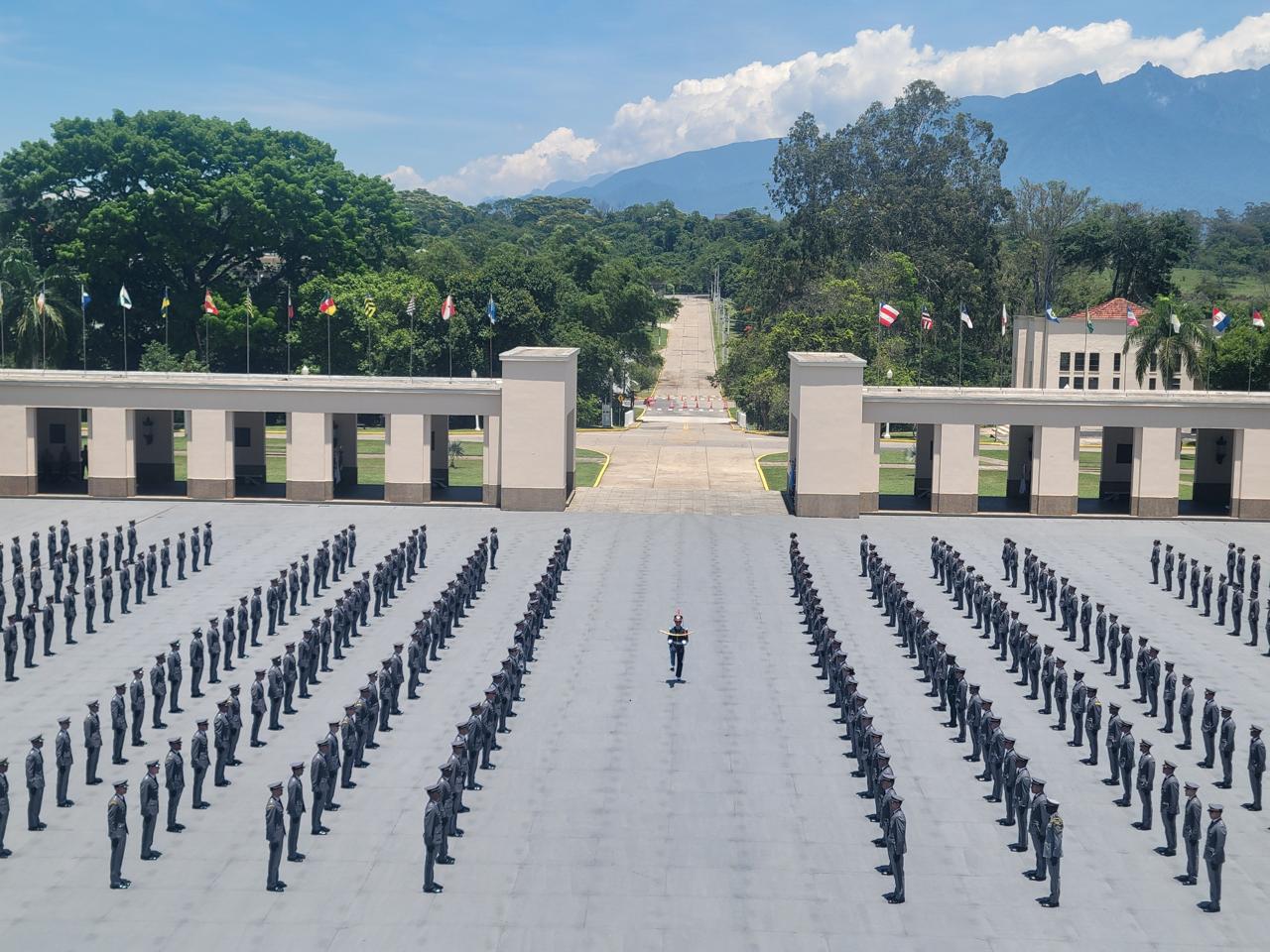 0e7002c2 a734 458d a106 e23d2aeea521