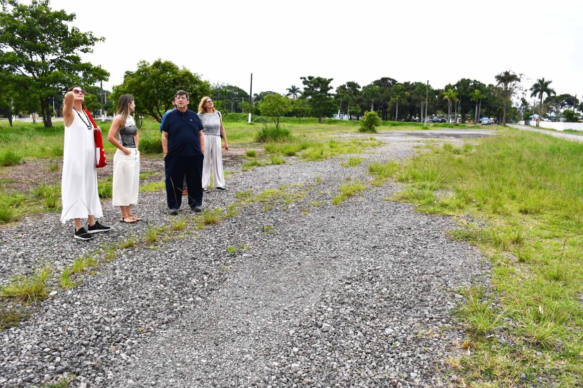 27.cf.res.cidades.técnicos do iab rj visitam.1.comissÃo.redessociais (4)