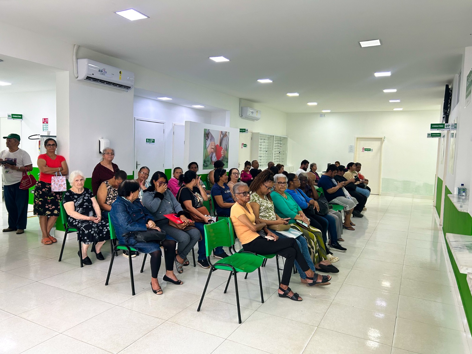 29.cf.res.cidades.itatiaia intensifica mutirões.2.mutirÕes.divulgaÇÃopmi (2)