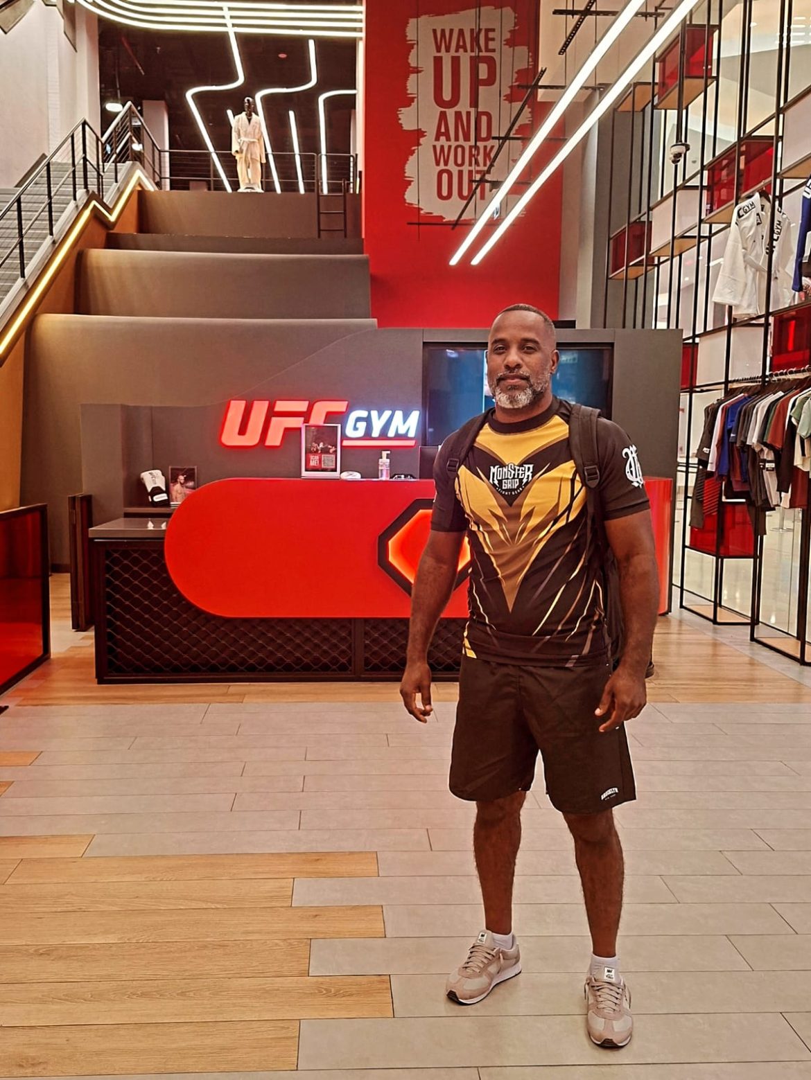 29.cf.res.esportes.hudson ‘urso’ busca resultado histórico.divulgaÇÃo