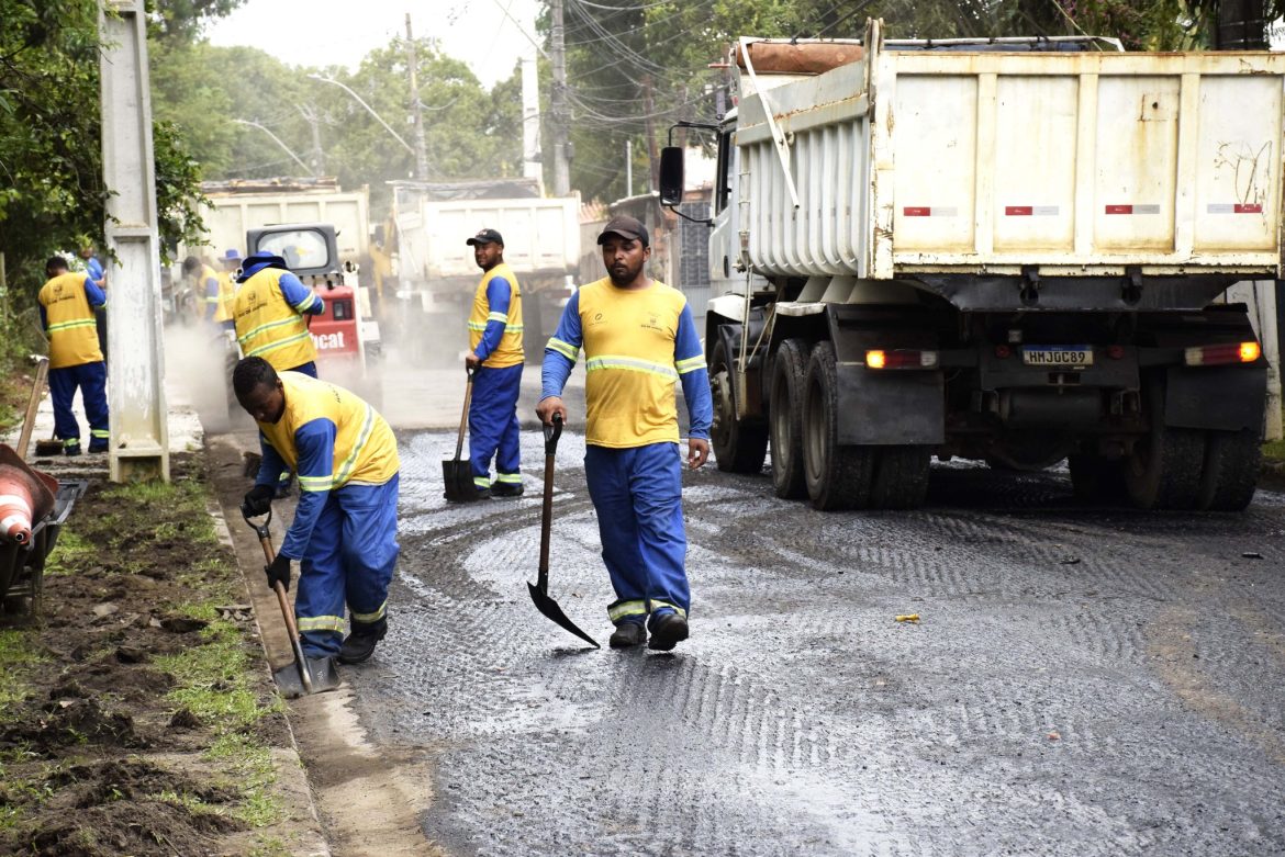 30.cf.res.cidades.bairro itapuca recebe nova pavimentação.1.equipes.redessociais (5) 30.cf.res.cidades.bairro itapuca recebe nova pavimentação.1.equipes.redessociais (5)