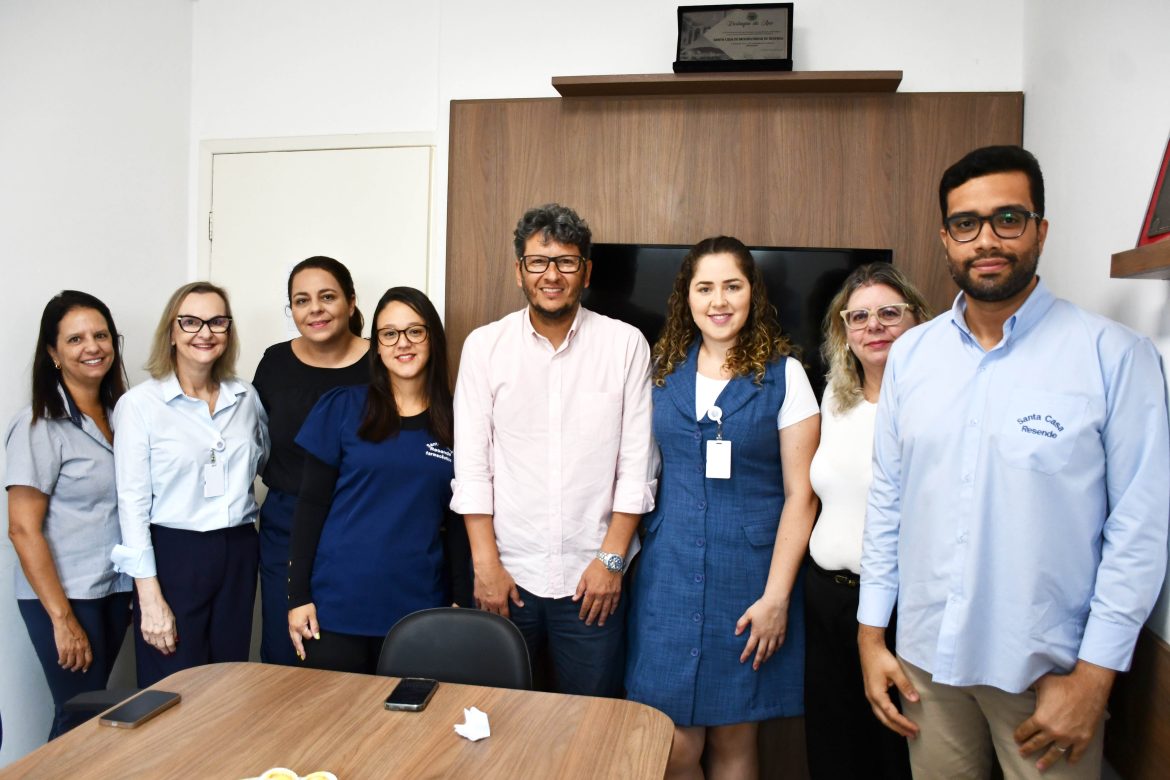 30.cf.res.cidades.santa casa de resende inicia projeto.raimuuundobrasilpmr