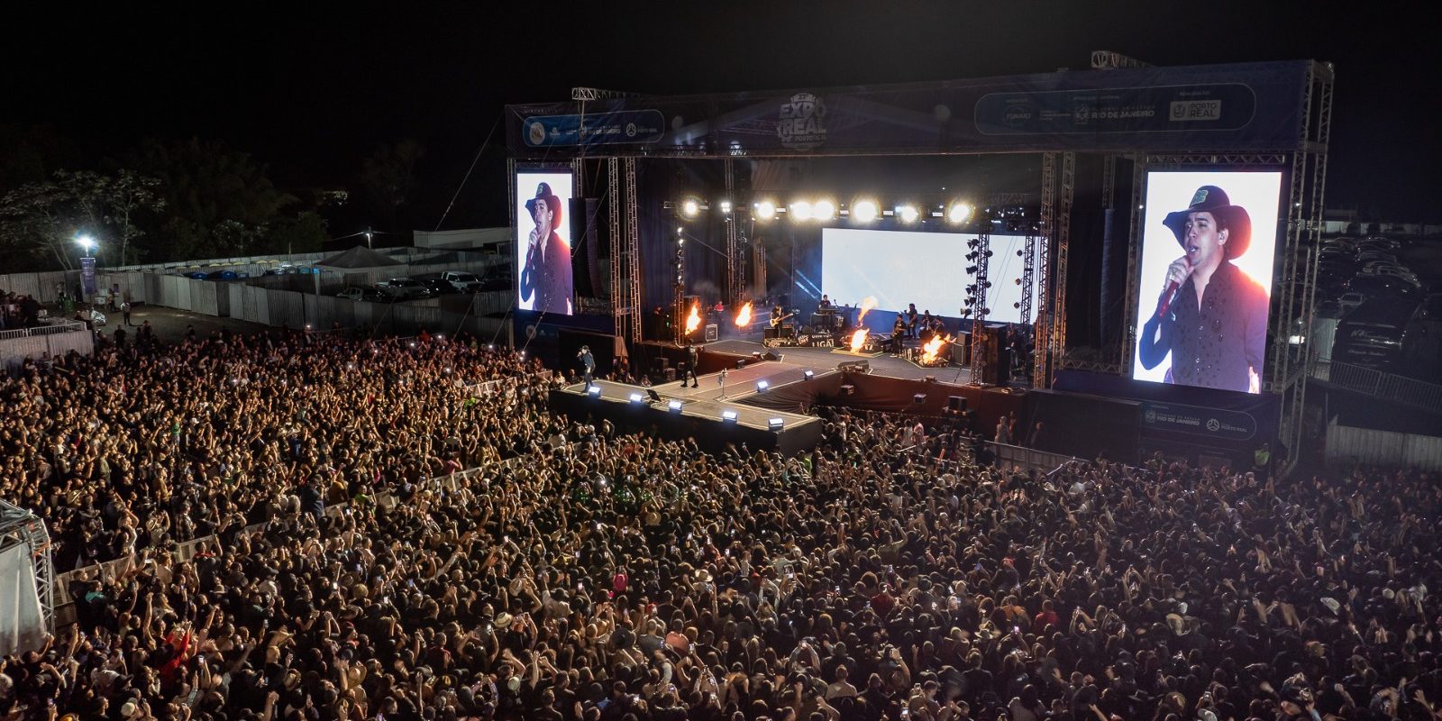 32.cf.res.cidades.23ª expo real bate recorde.2.mais de 40 mil.divulgaÇÃopmpr